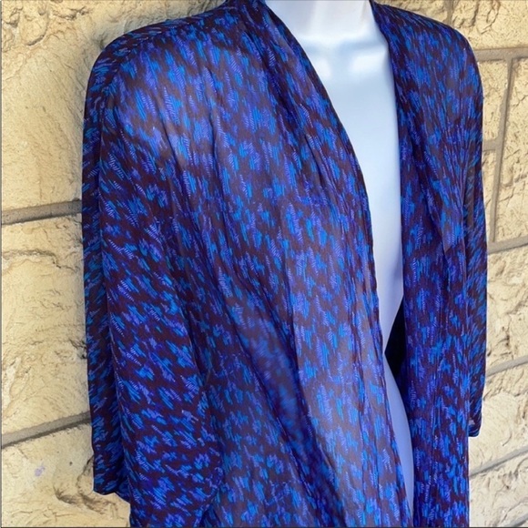 ANA Blue Sheer Beach Vacation Pull cover up sheer
Size Med - Picture 7 of 10